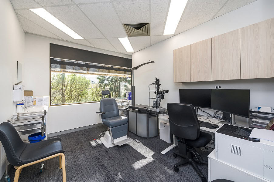 Booragoon Eye Clinic Medical Fitout - Consulting Room